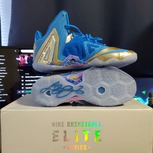 Lebron XI Elite Collection (Maison 3M Blue)